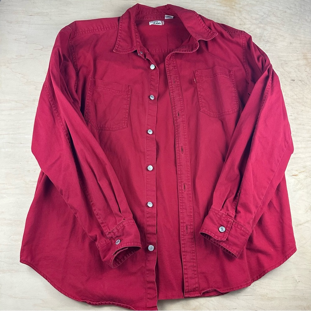 Levi’s button up - Picture 2 of 8